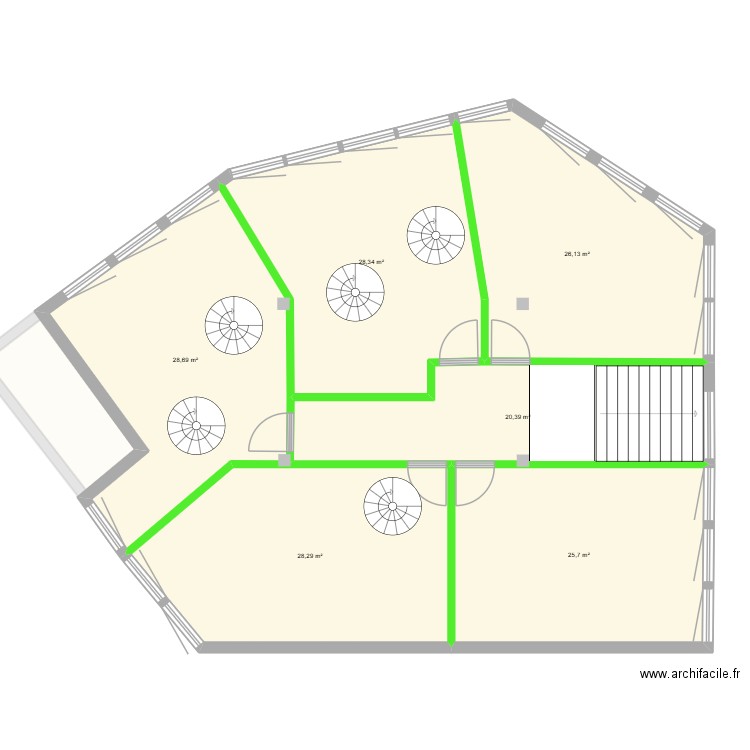 Bara plan RDC. Plan de 7 pièces et 329 m2