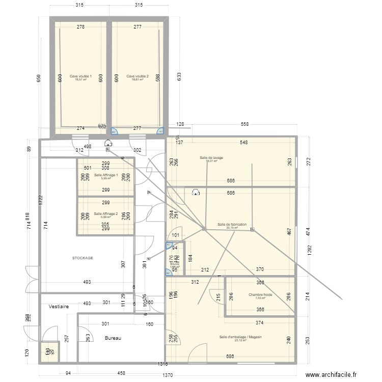 Plan Fromagerie sans aménagements. Plan de 10 pièces et 127 m2