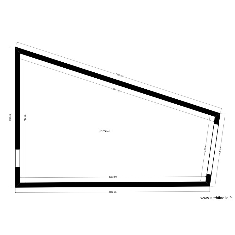 DANILOVIC. Plan de 1 pièce et 61 m2