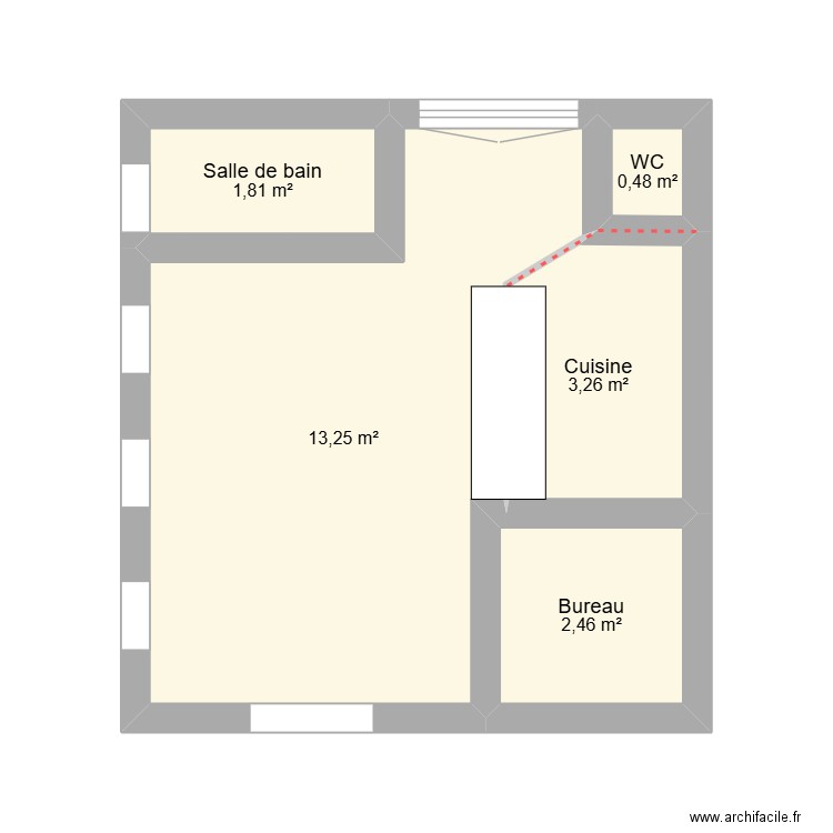 RDC. Plan de 5 pièces et 21 m2