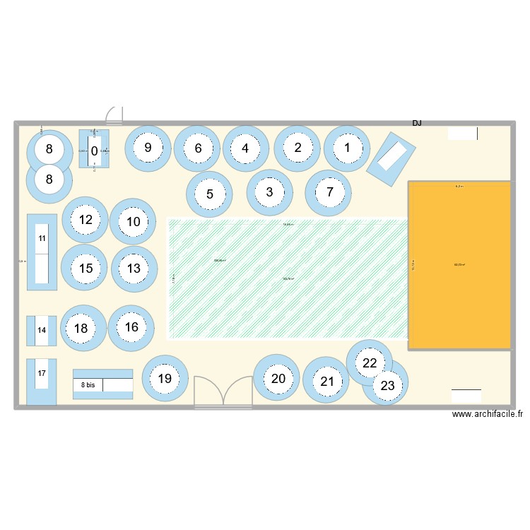 Plan réveillon 2025-2026 avec empattement chaises et 21 tables rondes. Plan de 3 pièces et 497 m2