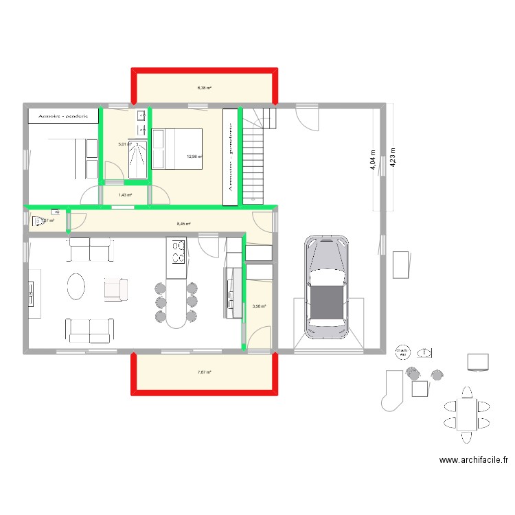 escalier danbs garage. Plan de 8 pièces et 47 m2