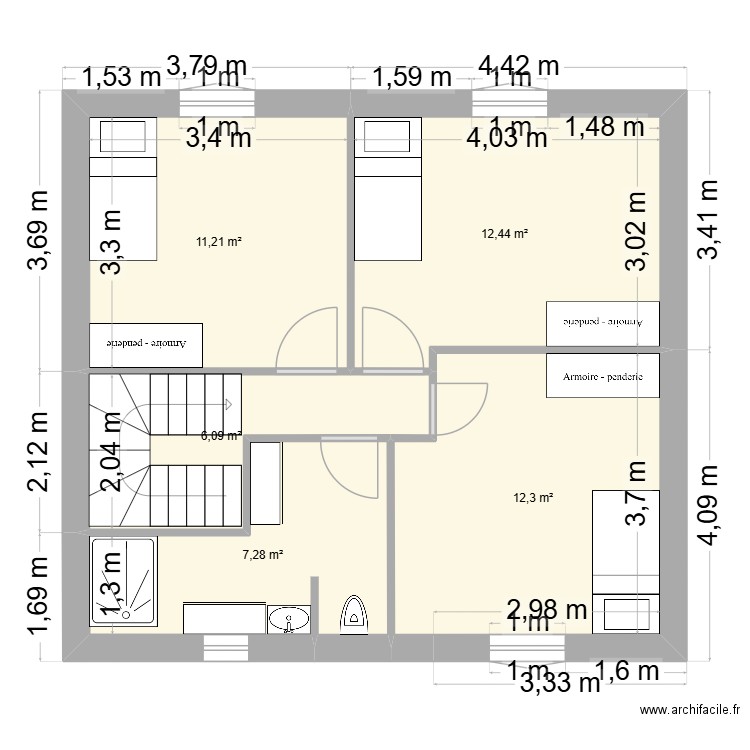 MAISON ETAGE VIDE. Plan de 5 pièces et 49 m2