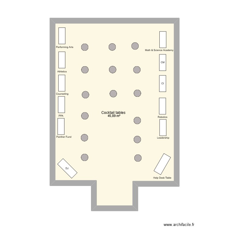 Back to School Night. Plan de 1 pièce et 46 m2