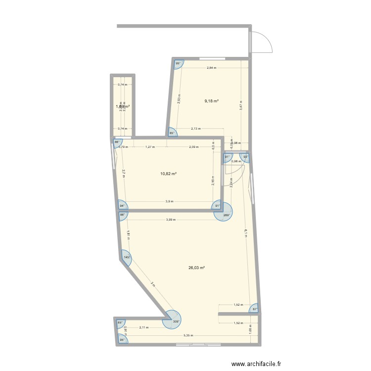 Le 5 Centre Holistique. Plan de 4 pièces et 48 m2