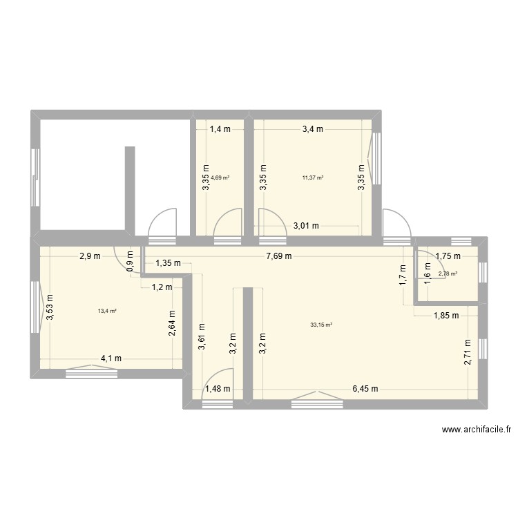 MadreDeus. Plan de 5 pièces et 65 m2