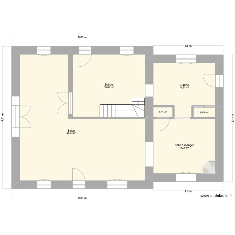 BesBtz. Plan de 6 pièces et 91 m2