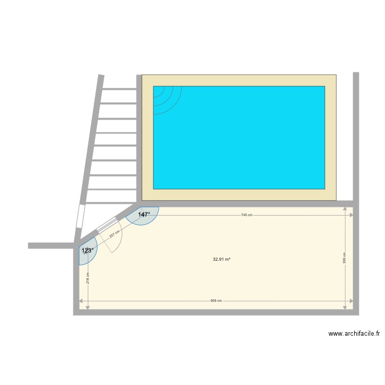 piscine. Plan de 1 pièce et 33 m2