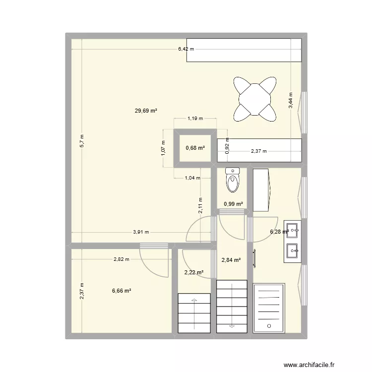 Steven. Plan de 7  et 49 m²
