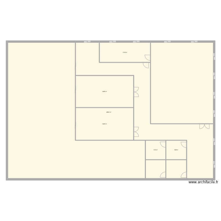 Etage. Plan de 6 pièces et 586 m2