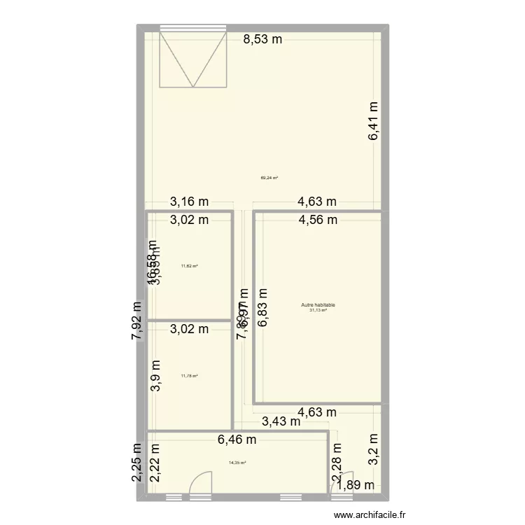 BUREAU GUERMANTES. Plan de 5  et 138 m²