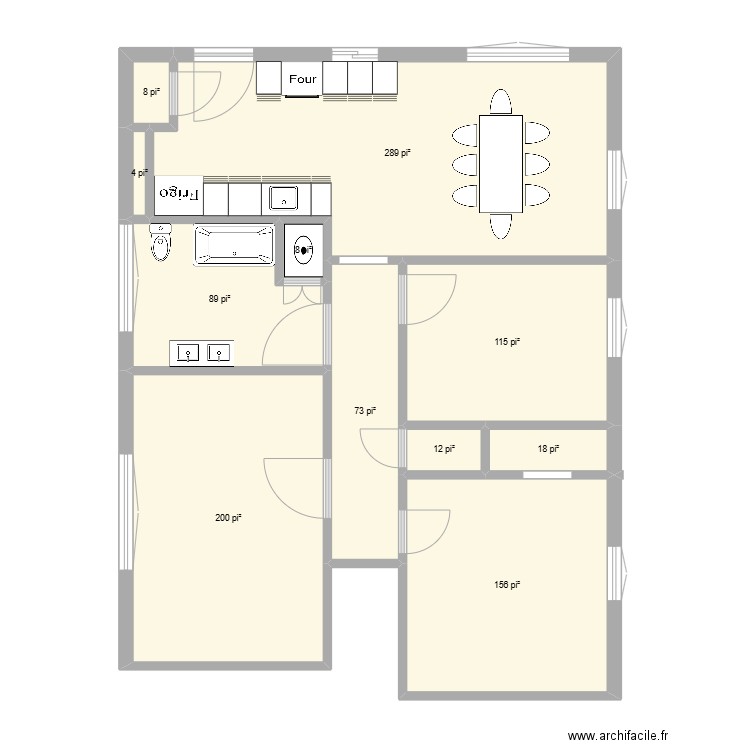 FY 4. Plan de 11 pièces et 90 m2