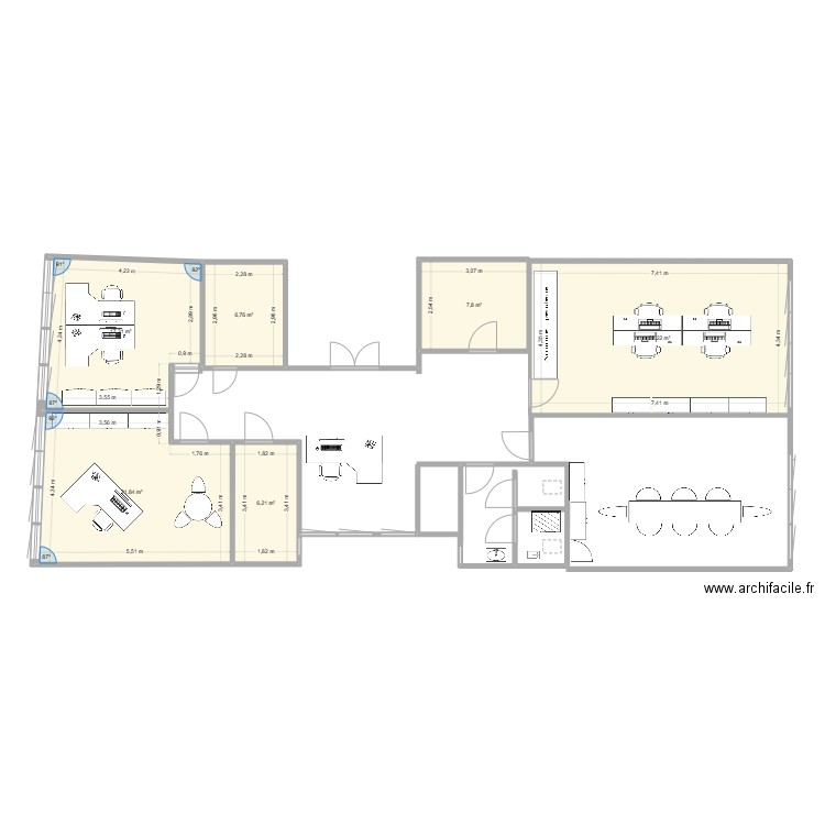 office. Plan de 6 pièces et 92 m2