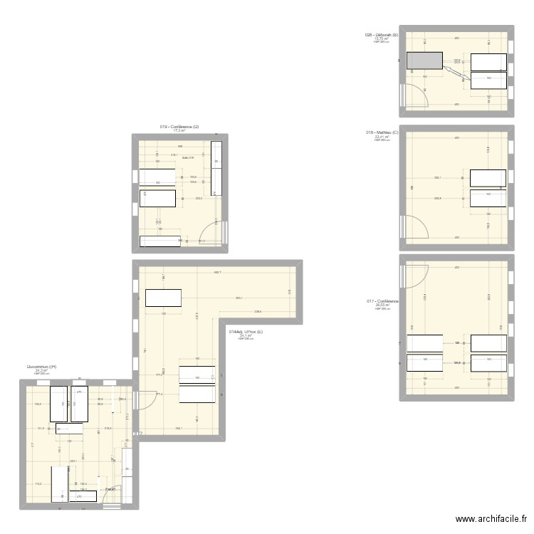 Section EM. Plan de 8 pièces et 203 m2