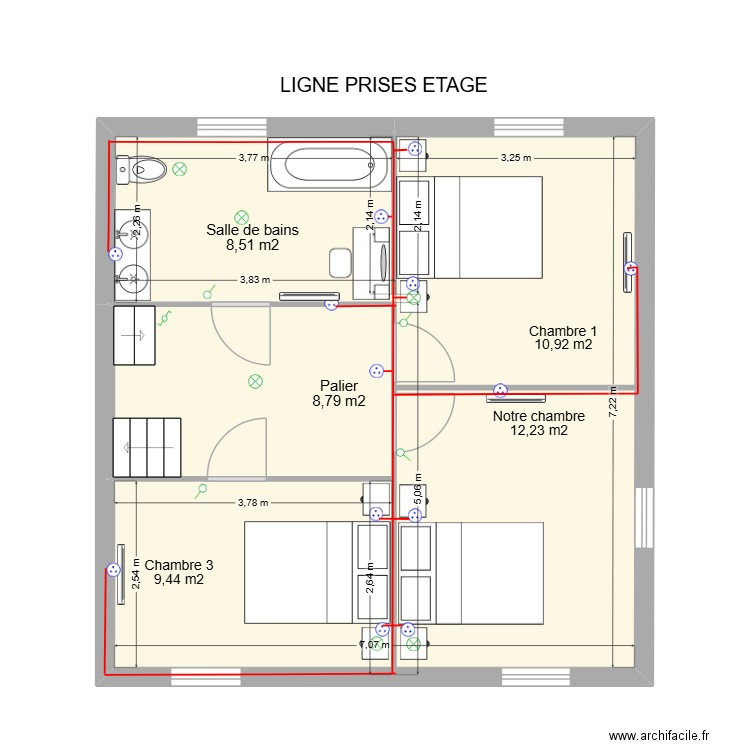 Electricité ligne prises de l\'étage. Plan de 2 pièces et 50 m2