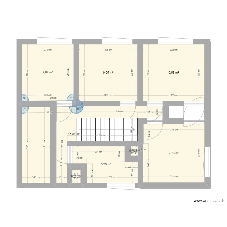 etage. Plan de 8 pièces et 58 m2