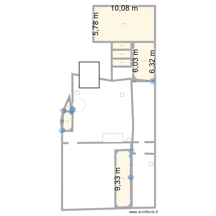 boulo. Plan de 12 pièces et 120 m2
