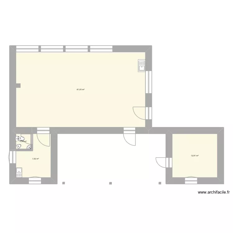 salle associations 02. Plan de 4 Pièces et 84 m²