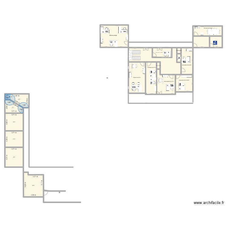 Education  étage. Plan de 19 pièces et 245 m2
