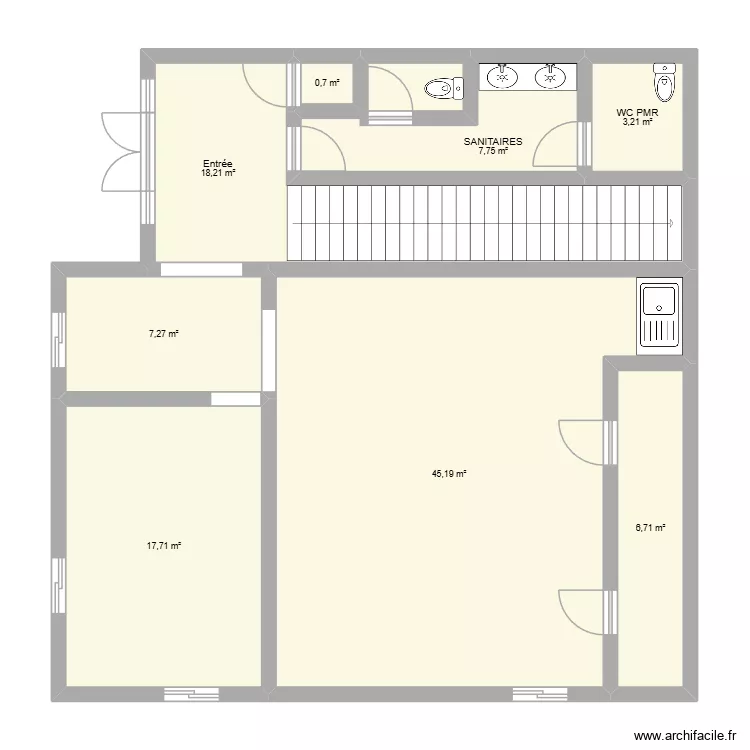 RdC formation. Plan de 8 pièces et 107 m²