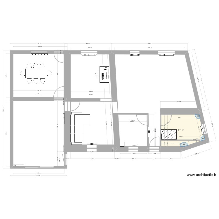 beverly premier jet avec radiateurs. Plan de 1 pièce et 9 m2
