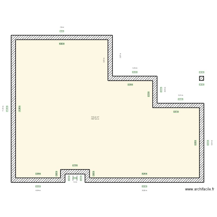plan  des murs exterieurs. Plan de 1 pièce et 113 m2