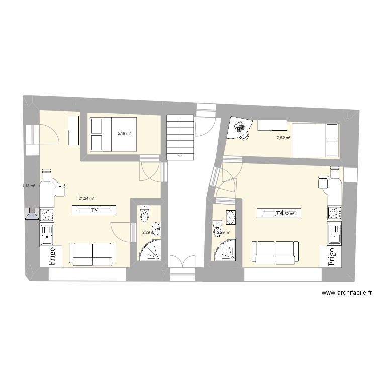 ADAMWAHAWA. Plan de 7 pièces et 58 m2