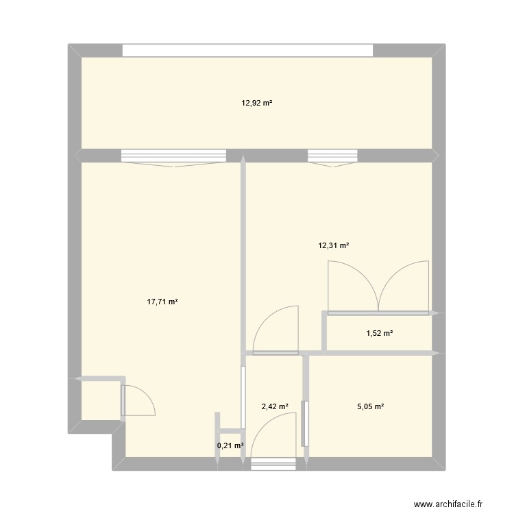 Appartement Paul. Plan de 7 pièces et 52 m2
