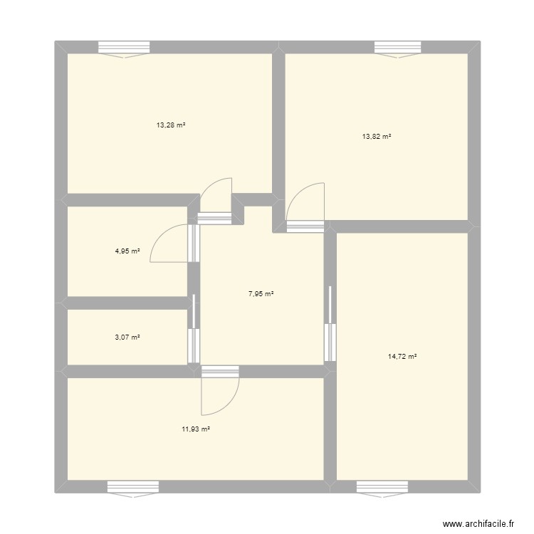 etage. Plan de 7 pièces et 70 m2