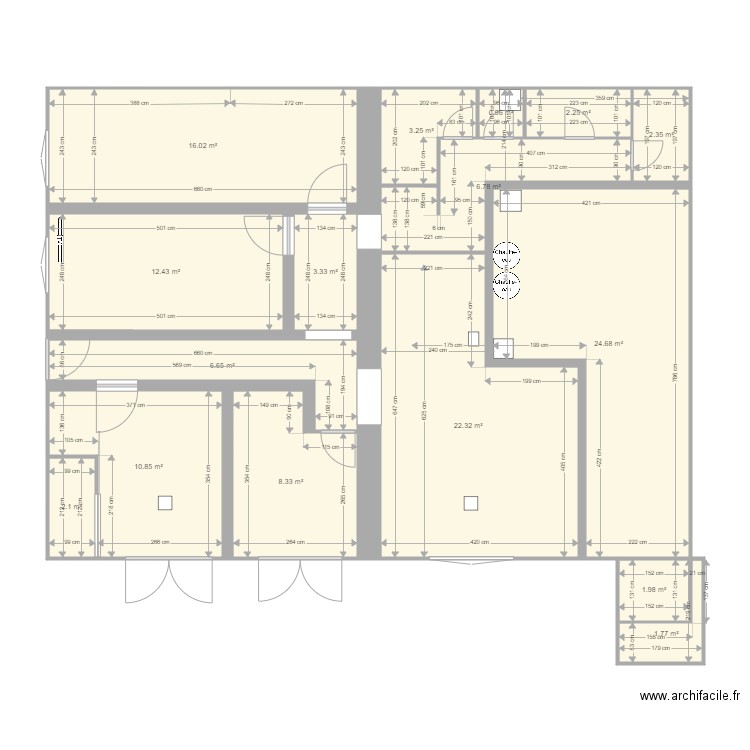 projet-RDC-V9-Vide. Plan de 16 pièces et 126 m2