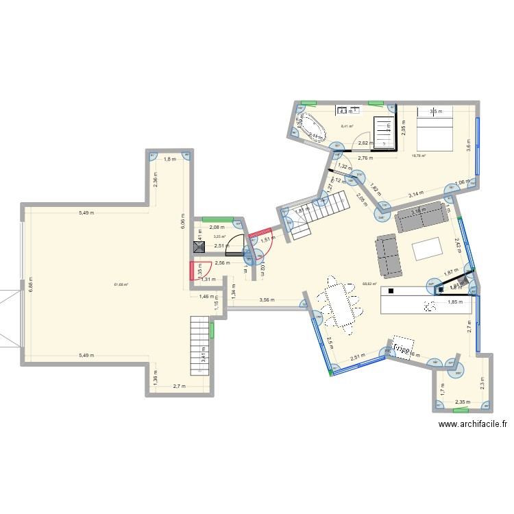 Maison Daix v1. Plan de 5 pièces et 161 m2
