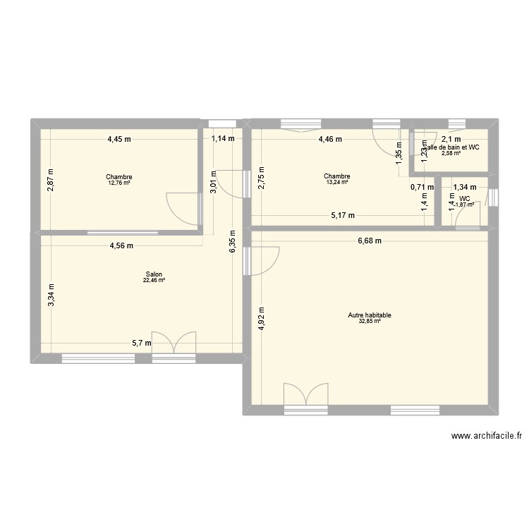 BAS. Plan de 6 pièces et 86 m2
