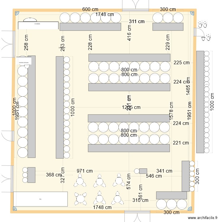 brocante 3 nov . Plan de 1 pièce et 341 m2