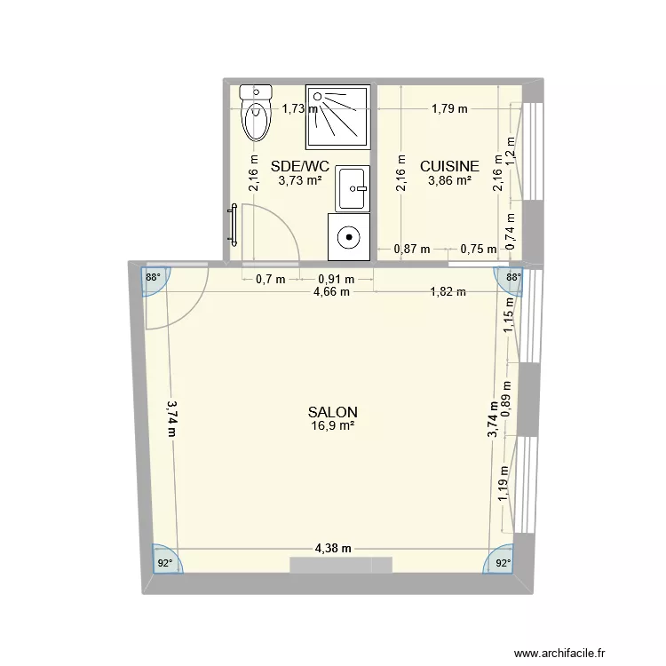 28 curiol. Plan de 3  et 24 m²