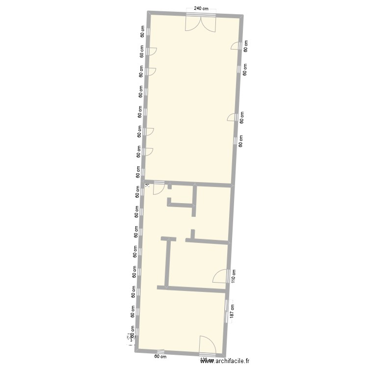 CAP0691A. Plan de 2 pièces et 184 m2
