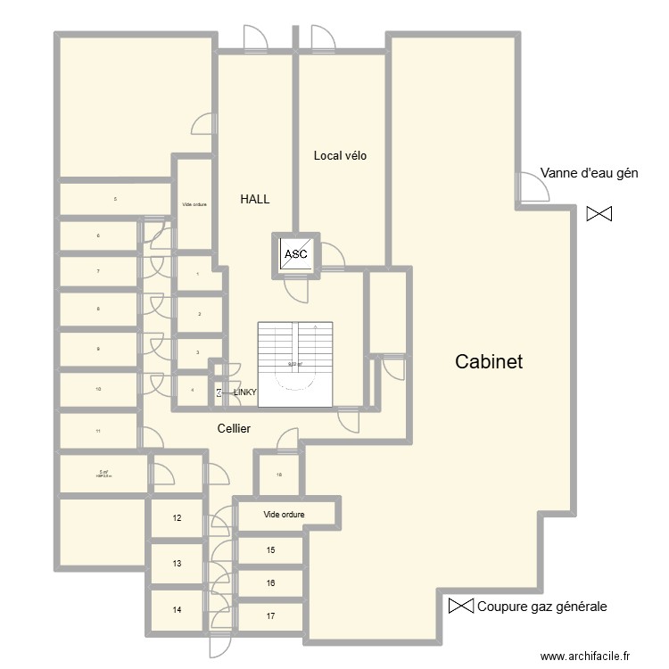 Batiment A. Plan de 72 pièces et 2199 m2