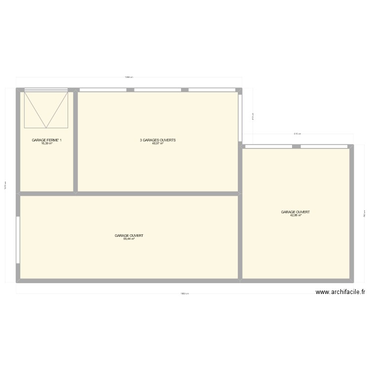 GARAGES 2. Plan de 4 pièces et 164 m2