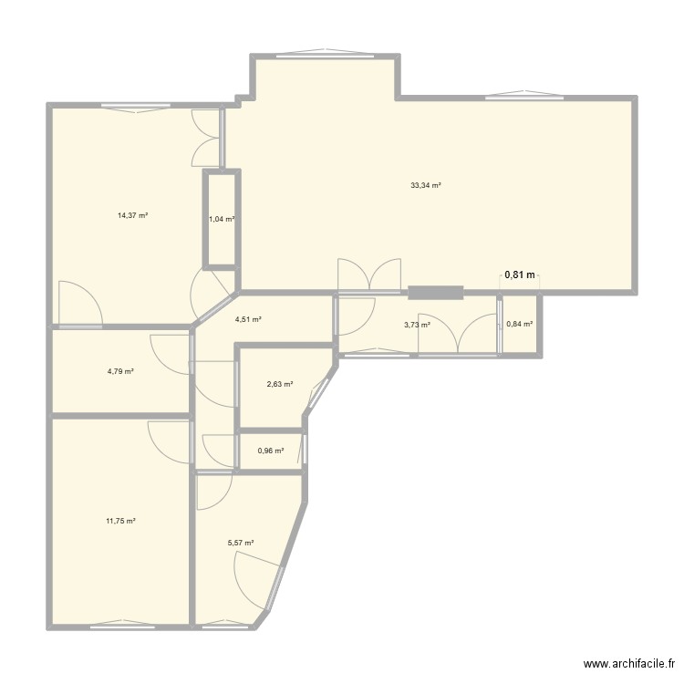 25 Tour. Plan de 11 pièces et 84 m2
