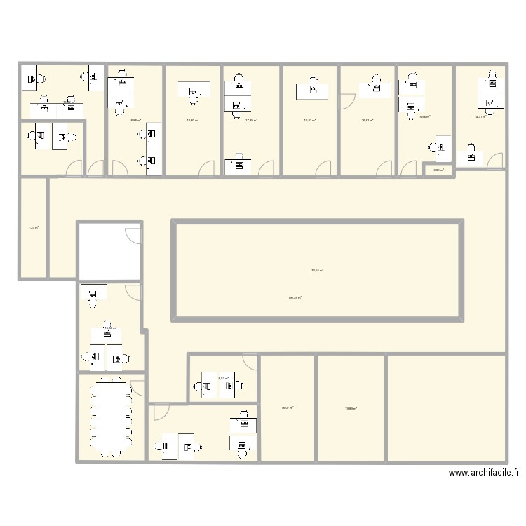 1er Etage droit. Plan de 16 pièces et 545 m2