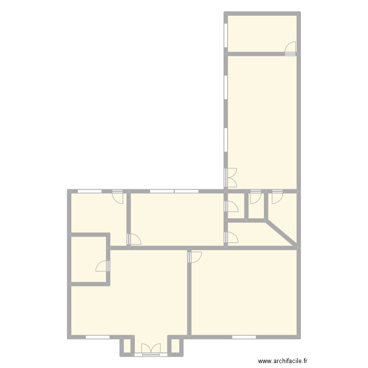 Kociolek rez de chaussée. Plan de 13 pièces et 239 m2