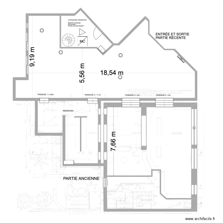 Plan pharmacie Entière 20. Plan de 5 pièces et 278 m2
