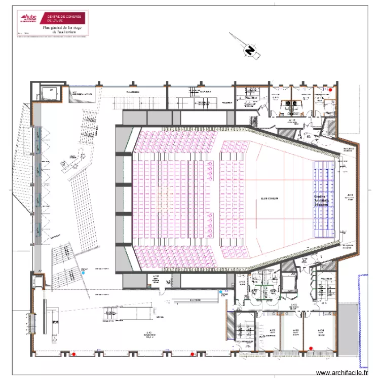 Auditorium 1er espace d&eacute;tente et hall. Plan de 