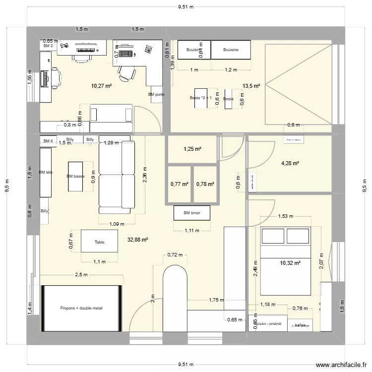 1ere etape. Plan de 8 pièces et 74 m²