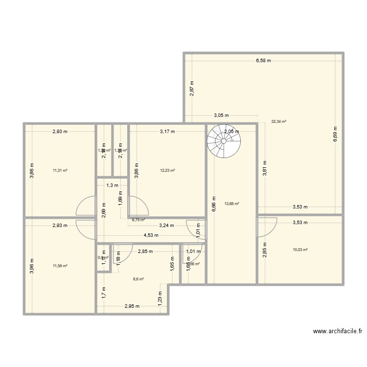 ma maison. Plan de 12 pièces et 111 m2