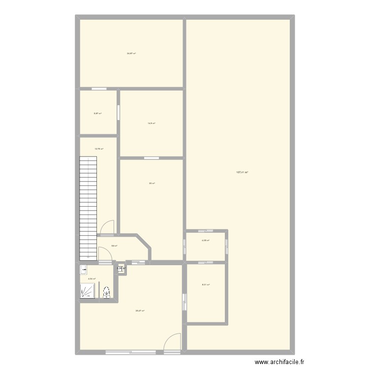 Escape Game. Plan de 12 pièces et 233 m2