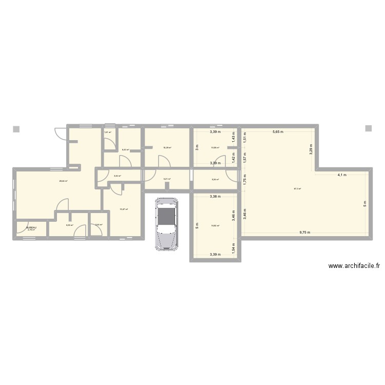 Maison. Plan de 14 pièces et 176 m2