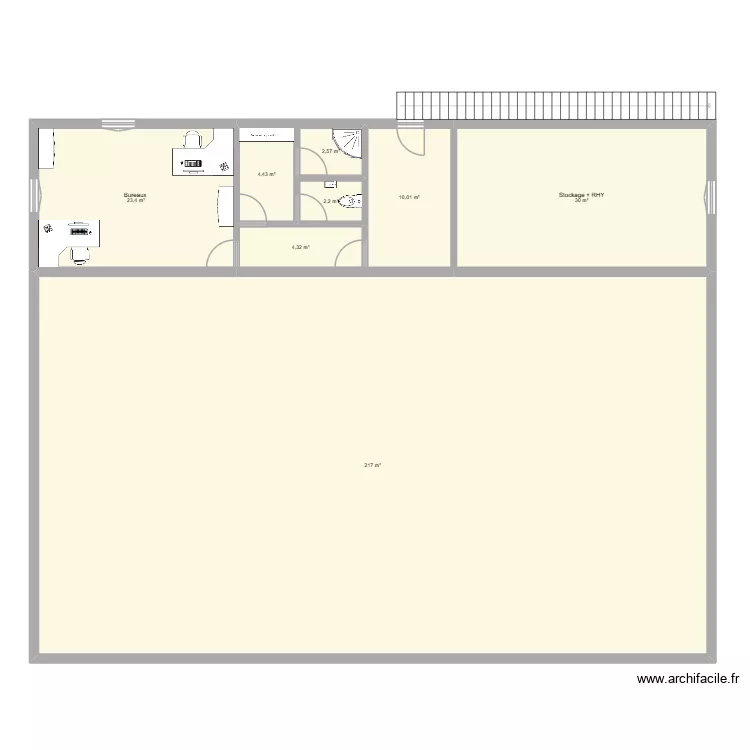 Local Soubes. Plan de 8  et 294 m²