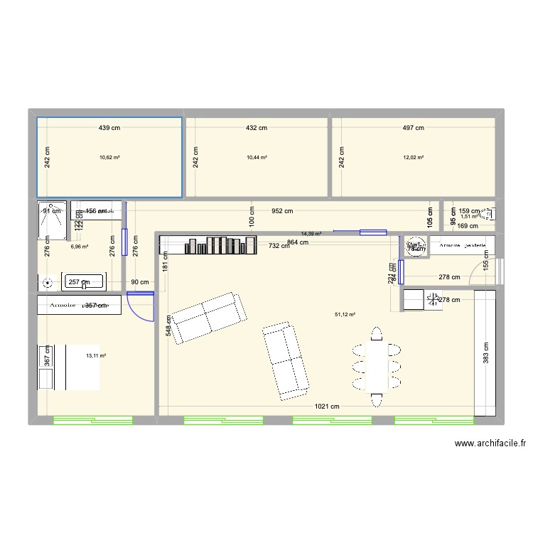 FC40. Plan de 9 pièces et 121 m2