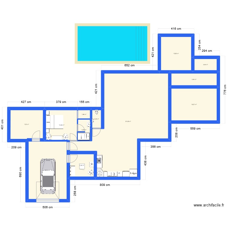 chanouv1. Plan de 12 pièces et 195 m2