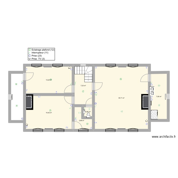 Étage maison. Plan de 7 pièces et 84 m2